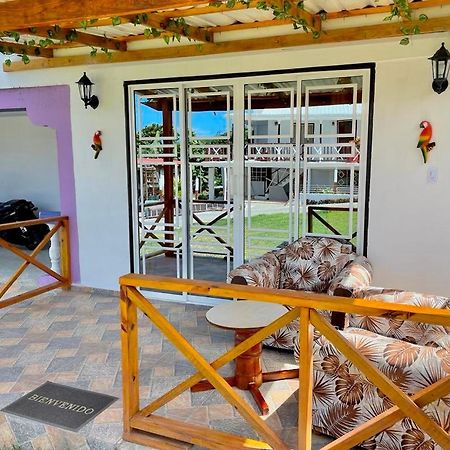 Posada Villa Bryan ร็อคกี้พอยท์ ภายนอก รูปภาพ